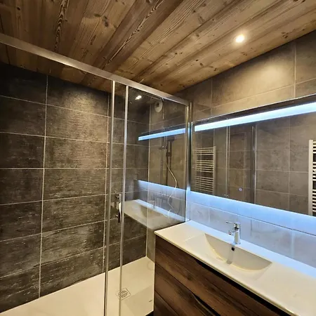 Olympic - Joli 4 Personnes, Pied Aux Pistes Avec Superbe Vue. Salle De Bain Entierement Refaite A Neuf ! Mae-7669 Apartment *